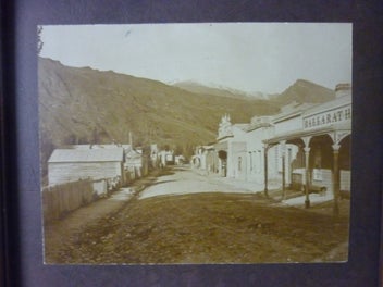 Listing 2 of 4 for ARROWTOWN EARLY DAYS FRAMED VINTAGE PHOTO PRINT.