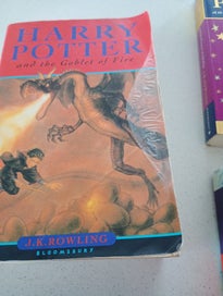 Listing 2 of 18 for Harry Potter book bundle