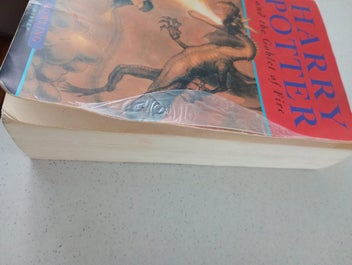 Listing 15 of 18 for Harry Potter book bundle