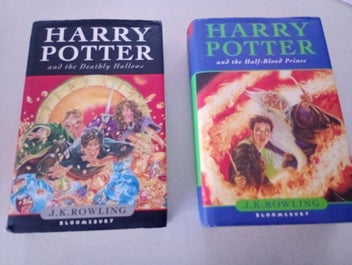 Listing 17 of 18 for Harry Potter book bundle