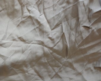 Listing 3 of 9 for 260087 - 64cm x 109cm - Silk chamois in grey