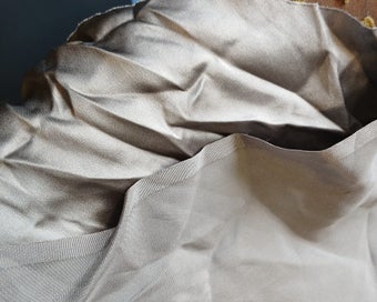 Listing 7 of 9 for 260087 - 64cm x 109cm - Silk chamois in grey