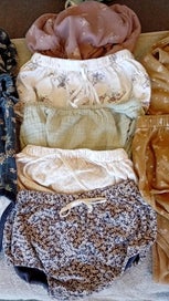 Listing 5 of 14 for Girls bulk. Size 2.