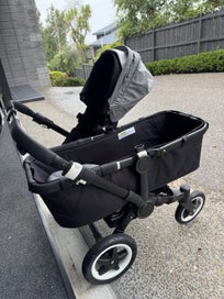 Listing 6 of 7 for Bugaboo Donkey + Bassinet + Travel Bag | Full Set | Excellent Condition