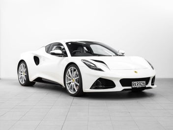 Lotus Emira 2025 photo 2