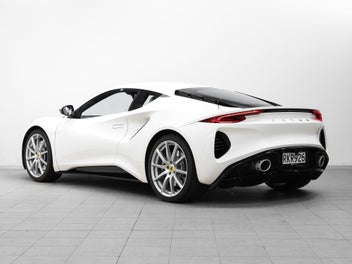 Lotus Emira 2025 photo 4