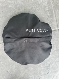 Listing 10 of 11 for Edwards & Co Oscar MX pram carry cot & accessories bundle $1res