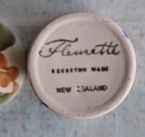 Listing 8 of 11 for 2 x Crown Lynn Fleurette older style egg cups - lovely condition