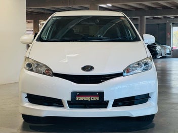 Toyota Wish 2012 photo 4