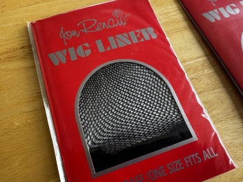 Listing 8 of 14 for Wig - Raquel Welch - Well Played