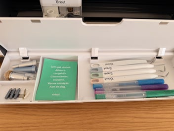 Listing 4 of 4 for Cricut Maker Rose Gold + Blades + Extra Vinyl