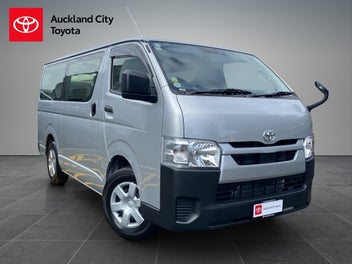 Toyota Regius Ace 2025 photo 2