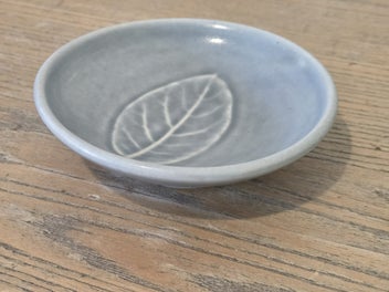 Listing 6 of 6 for Bob Steiner Ceramics (NZ) Pottery Small Round Dish - Flora Taraire