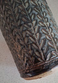 Listing 13 of 16 for <<< HANDSOME POTTERY VESSEL >>>