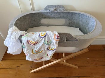 Listing 7 of 7 for SnuzBaskit and Stand Natural/Light Grey + Sheets Protectors & Liner