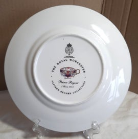 Listing 4 of 5 for Royal Worcester pattern record collection plate - Prince Regent circa 1811