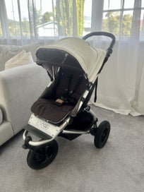 Listing 1 of 6 for Mountain Buggy Swift