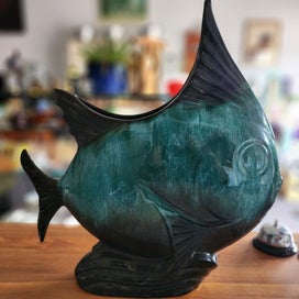 Listing 2 of 3 for Blue Mountain Pottery Angel Fish