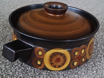 Listing 5 of 17 for <<< VINTAGE "DENBY - ARABESQUE " STONEWARE LIDDED DISH >>>