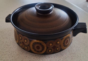 Listing 9 of 17 for <<< VINTAGE "DENBY - ARABESQUE " STONEWARE LIDDED DISH >>>