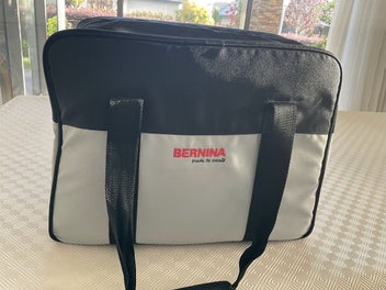 Listing 5 of 6 for Bernina 570 QE & Series 5 embroidery module