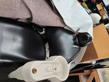 Listing 9 of 10 for dental equipment for complete surgery, good for starters or second surgery