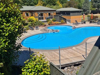 Listing 3 of 19 for Timeshare Ownership / One Week for Sale / Kaimanawa Lodge – Two-Bedroom Unit