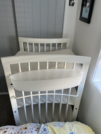 Listing 3 of 6 for Stokke change table