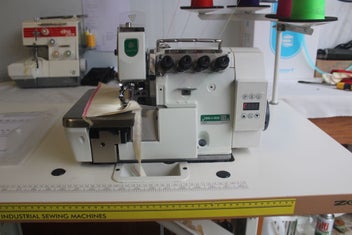 Listing 2 of 3 for INDUSTRIAL 4 THREAD ZOJE OVERLOCKER