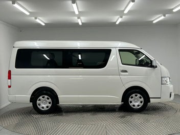 Toyota Hiace 2025 photo 3