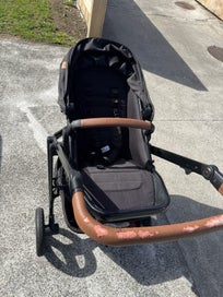 Listing 5 of 7 for Edwards & Co Oscar pram bundle