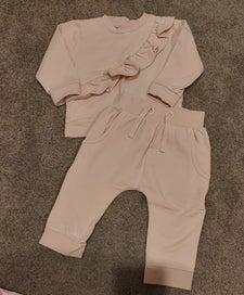 Listing 1 of 3 for Little Bee by Dimples (Size 6mths)