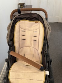 Listing 4 of 7 for Edward’s & Co Oscar Mx pram and bassinet