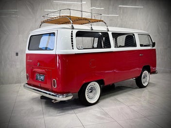 Volkswagen Kombi 1971 photo 3