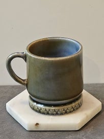 Listing 3 of 7 for Vintage Wade or Ireland Clover Leaf Fringed Mug with Irish Country Scene.