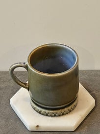 Listing 4 of 7 for Vintage Wade or Ireland Clover Leaf Fringed Mug with Irish Country Scene.