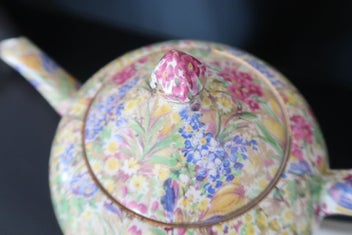 Listing 2 of 4 for ***VINTAGE ROYAL WINTON WHITE CROCUS CHINTZ TEAPOT***