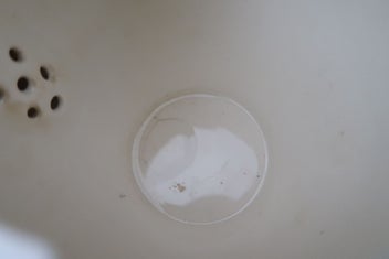 Listing 3 of 4 for ***VINTAGE ROYAL WINTON WHITE CROCUS CHINTZ TEAPOT***