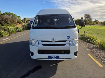Toyota Hiace 2019 photo 3