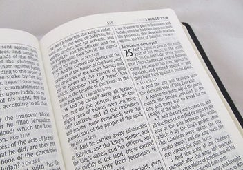 Listing 2 of 3 for Personal Size KJV Giant Print Reference Bible
