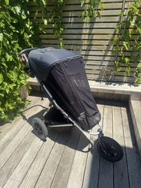 Listing 9 of 12 for Mountain Buggy Urban Jungle Set