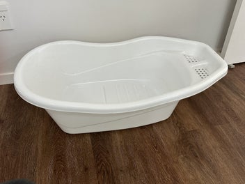 Listing 2 of 6 for Baby bathtub, bouncinette and 2 potties
