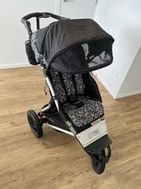 Listing 7 of 9 for Mountain Buggy Set