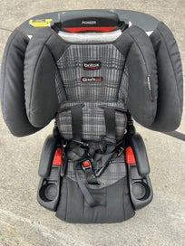 Listing 8 of 9 for Britax Pioneer Car Seat