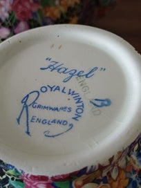 Listing 15 of 20 for GRIMWADES ART DECO ERA