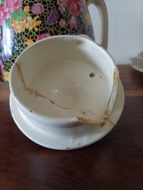 Listing 19 of 20 for GRIMWADES ART DECO ERA