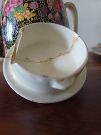 Listing 20 of 20 for GRIMWADES ART DECO ERA