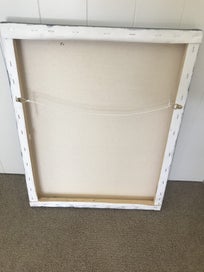 Listing 13 of 15 for NEW PAINTINGS 2x <$$$1-00 RES > Striking Suit A Seaside Home > Must Pick Up ONLY