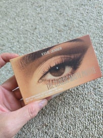 Listing 10 of 11 for NEAR NEW KYLIE COSMETICS CLASSIC MATTES EYESHADOW PALETTE RRP $58
