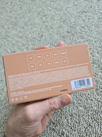 Listing 11 of 11 for NEAR NEW KYLIE COSMETICS CLASSIC MATTES EYESHADOW PALETTE RRP $58